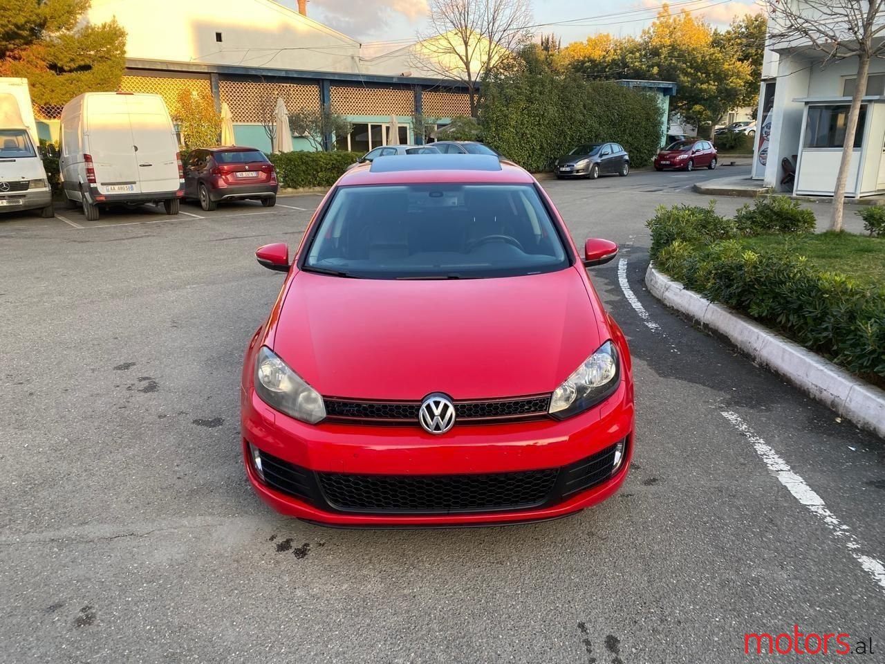 2012' Volkswagen Golf photo #4