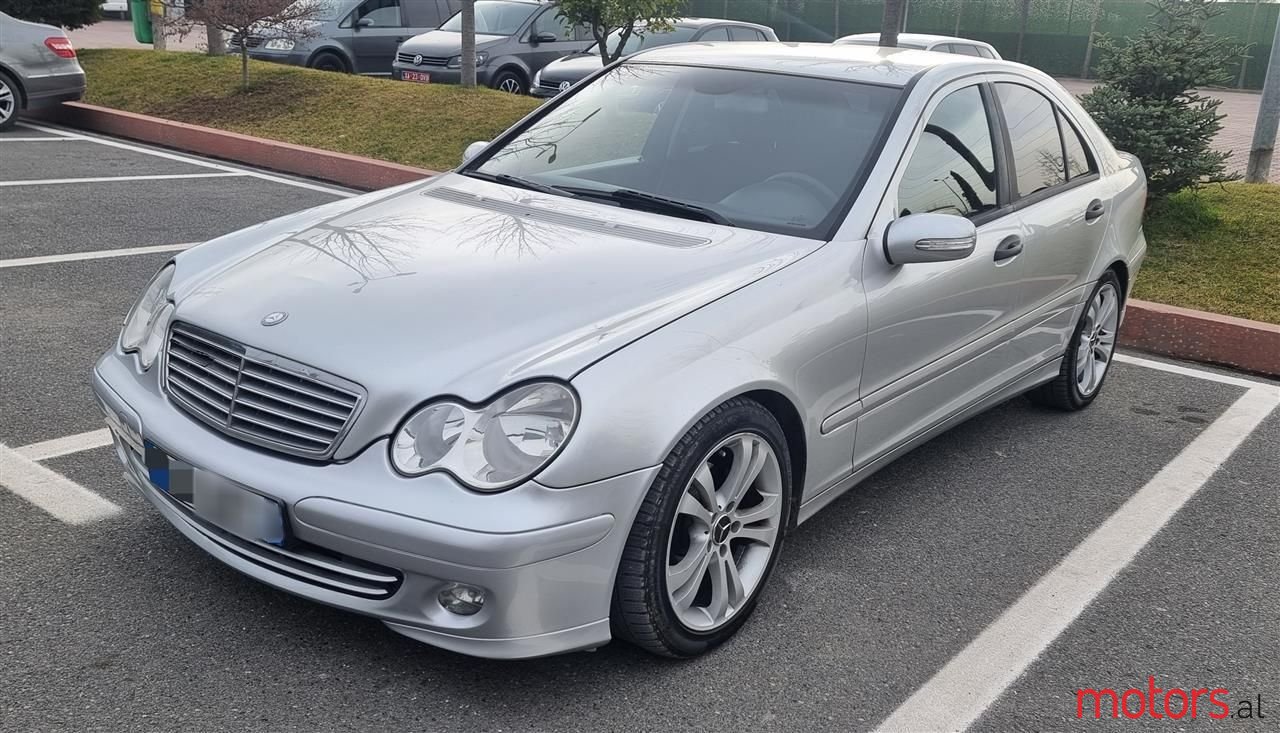 2004' Mercedes-Benz C 200 photo #5