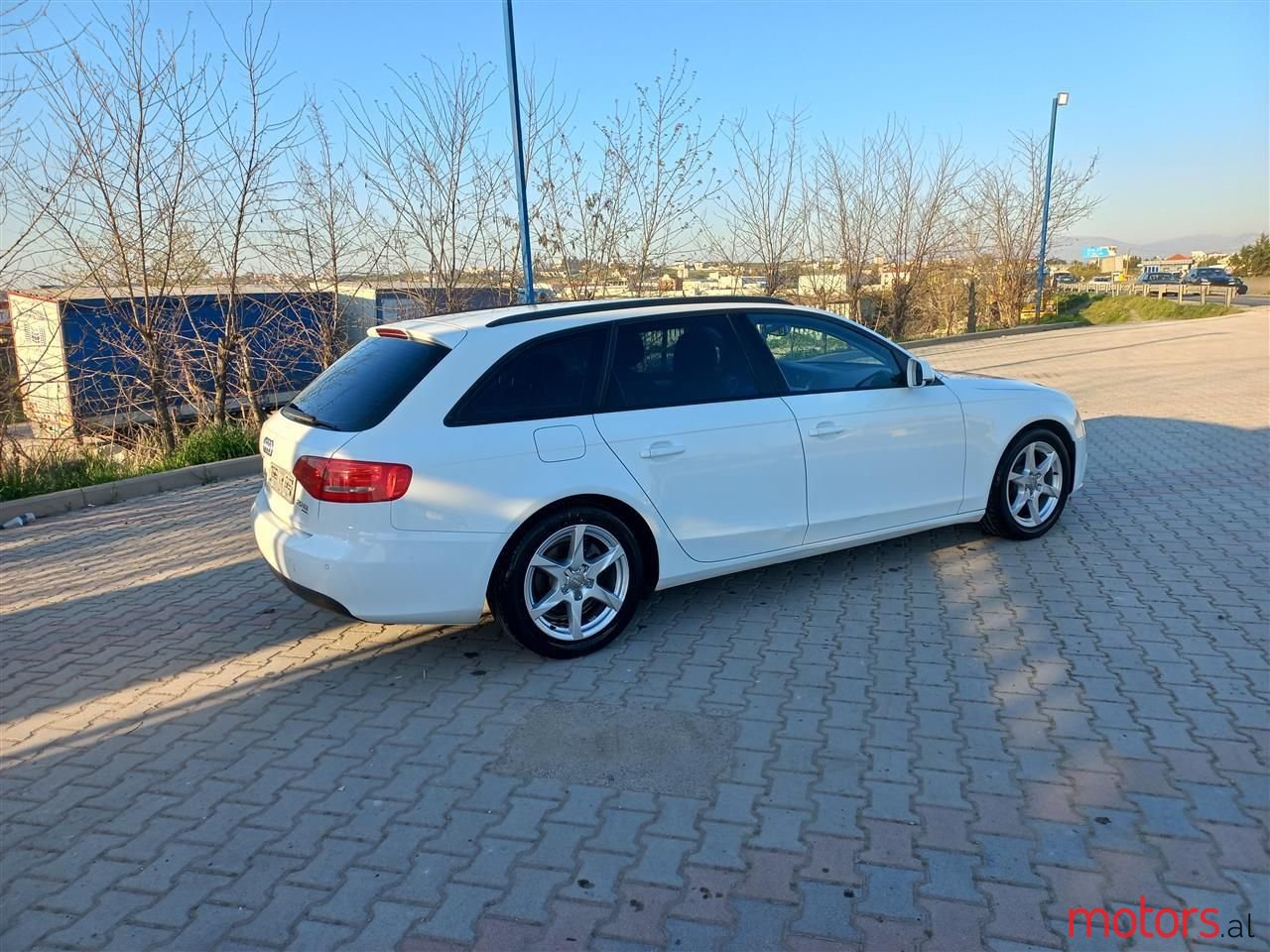 2010' Audi A4 photo #5