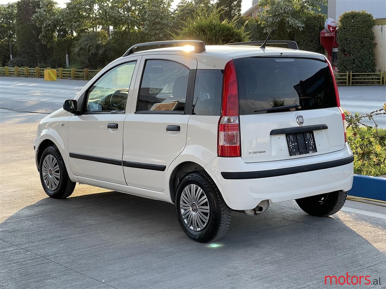 2009' Fiat Panda photo #6