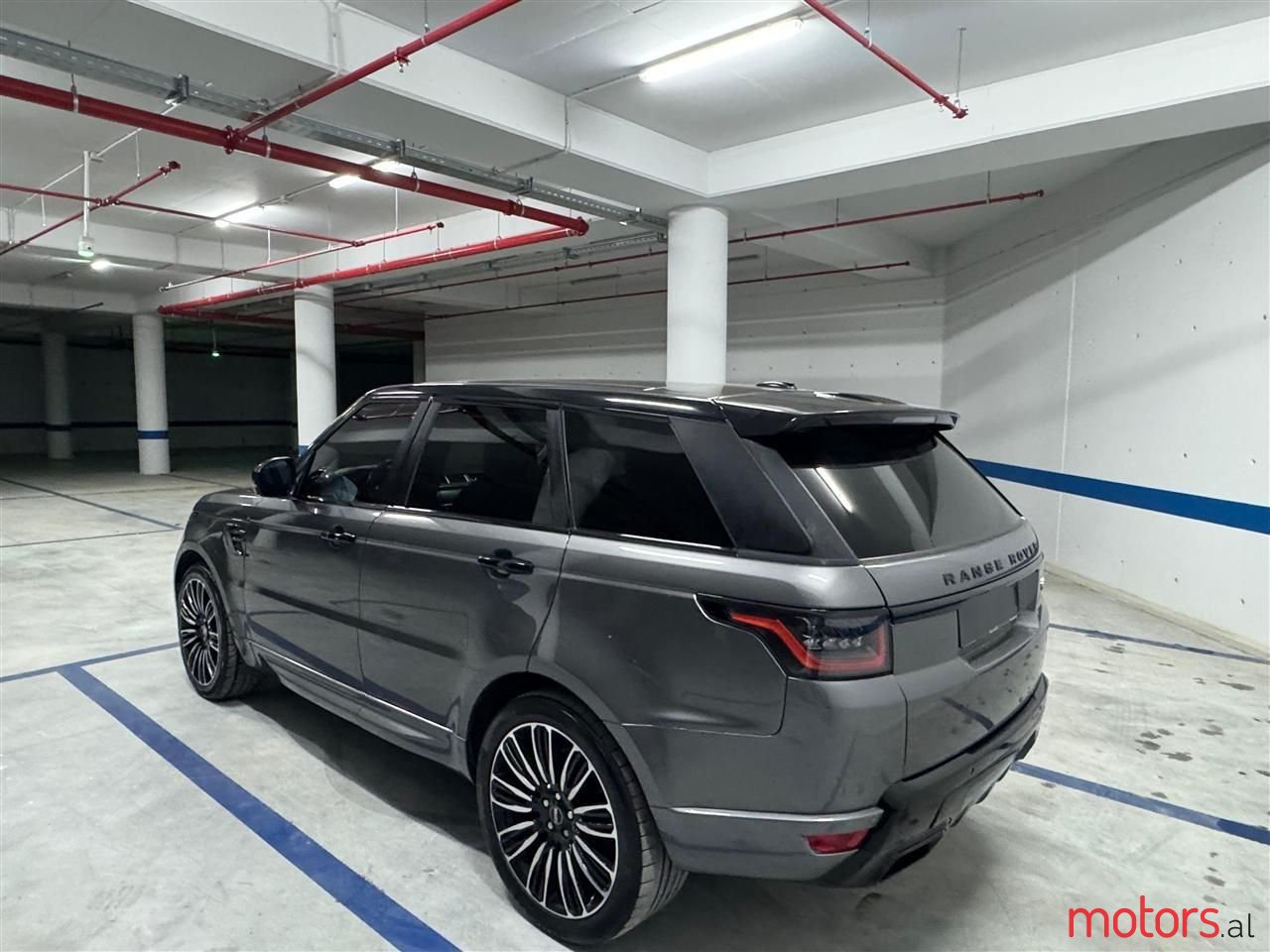 2015' Land Rover Range Rover Sport photo #6