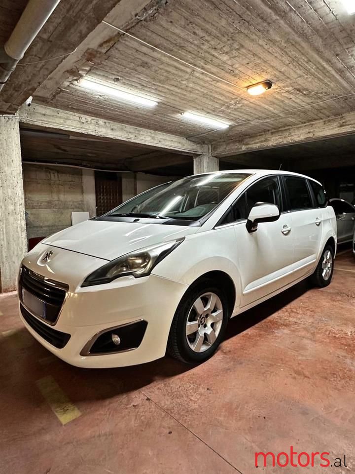 2016' Peugeot 5008 photo #3