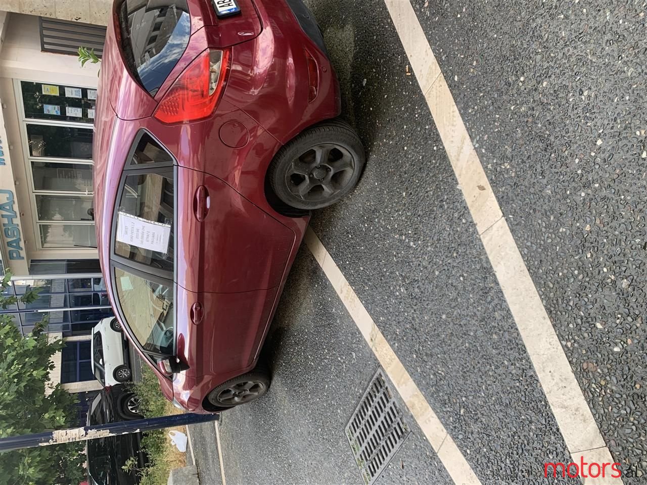 2010' Ford Fiesta photo #2