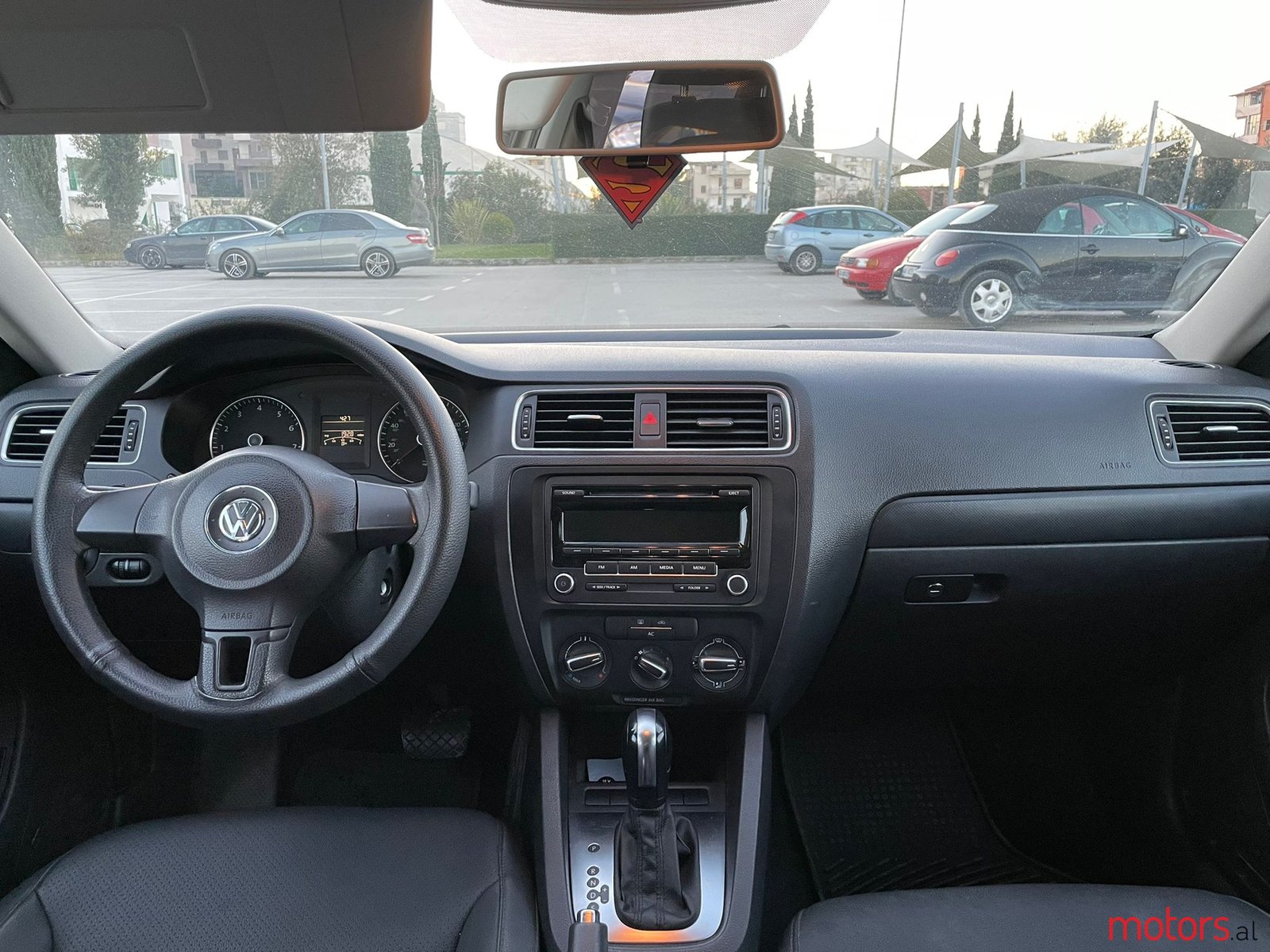 2012' Volkswagen Jetta photo #7