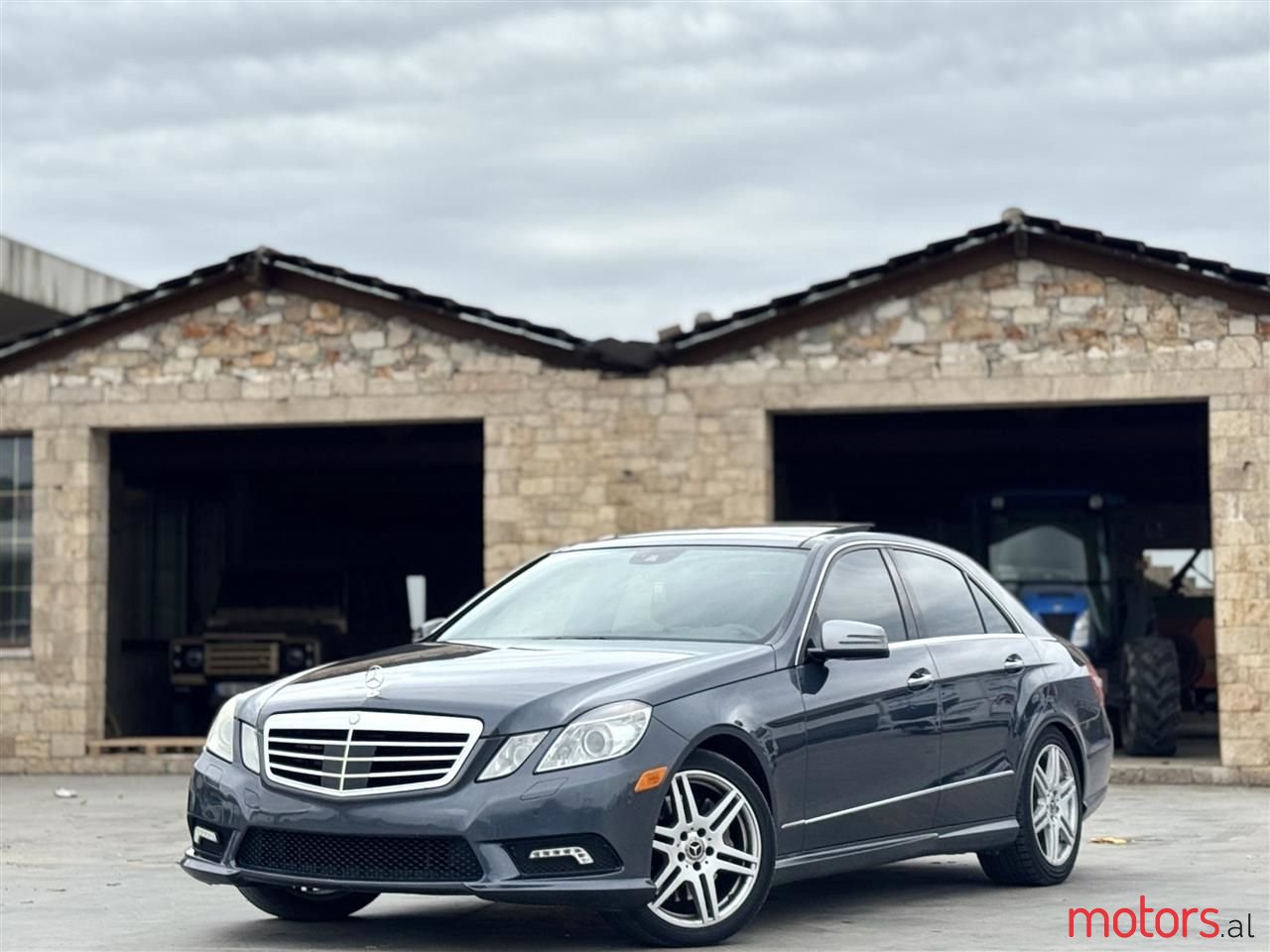 2012' Mercedes-Benz E 55 AMG photo #1