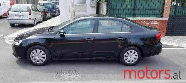 2015' Volkswagen Jeta photo #1