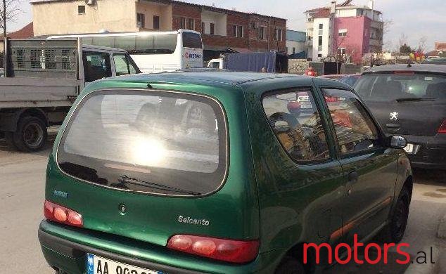 2001' Fiat Seicento photo #2