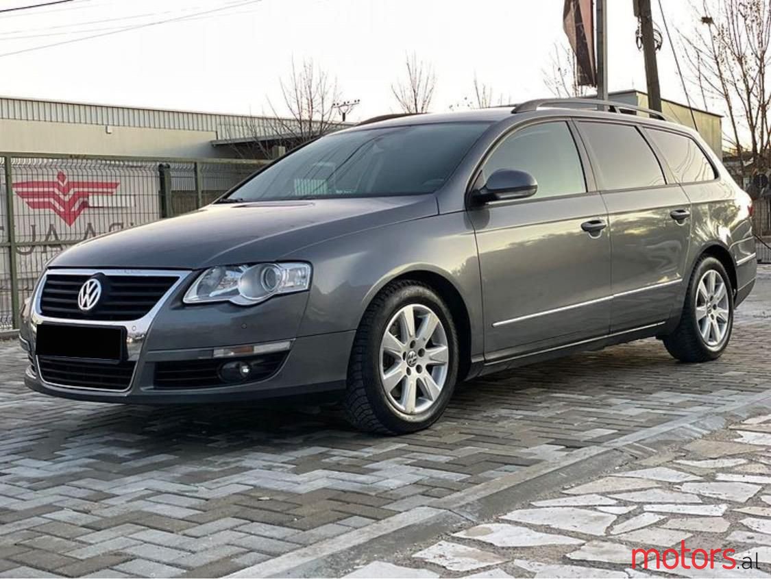 2008' Volkswagen Passat photo #2