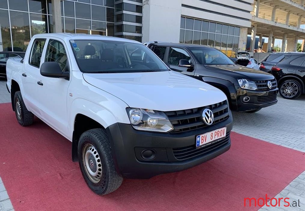 2012' Volkswagen Amarok photo #1