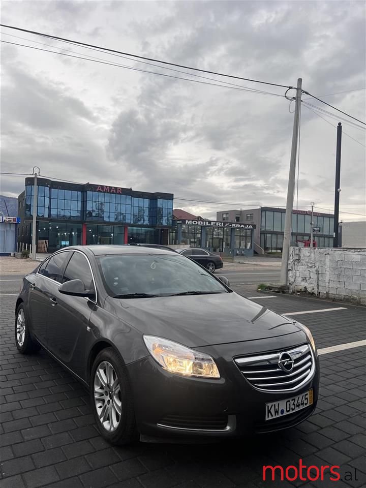 2010' Opel Insignia photo #3