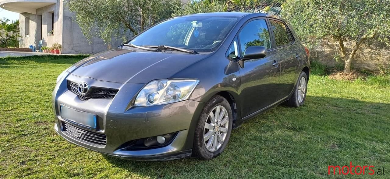 2008' Toyota Auris photo #4