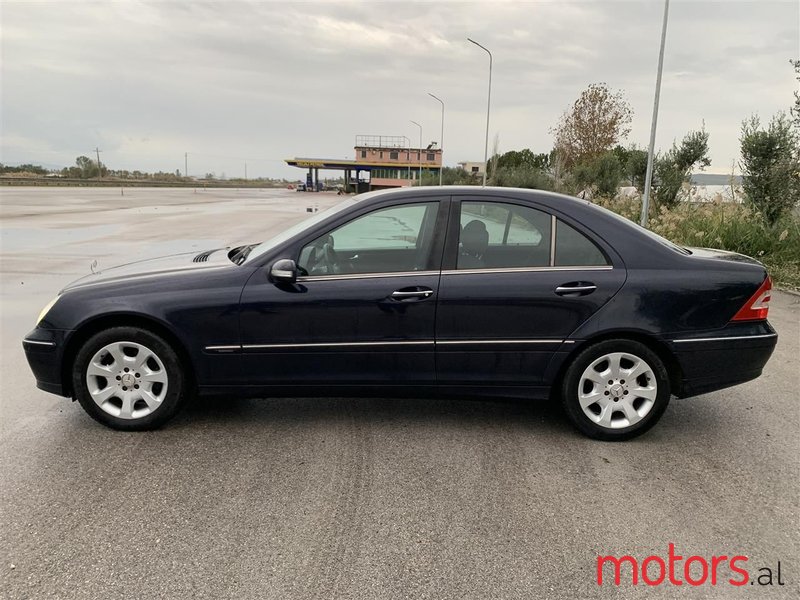 2006' Mercedes-Benz C 220 photo #5