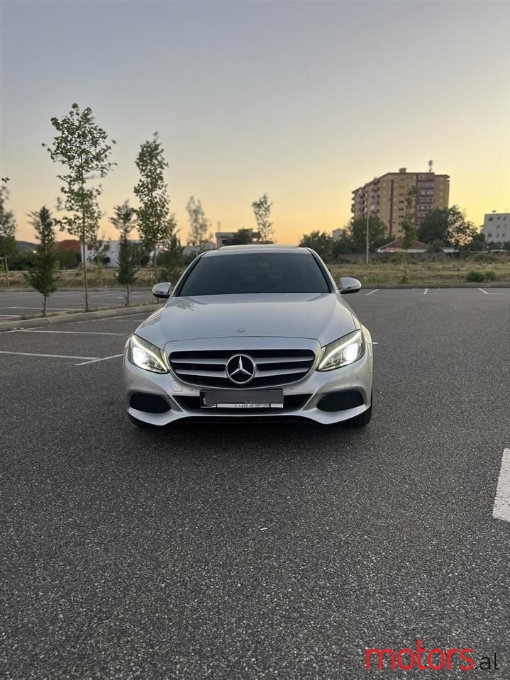 2016' Mercedes-Benz C 200 photo #5
