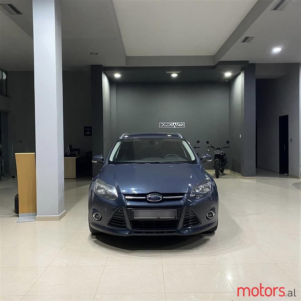 2011' Ford Focus photo #2