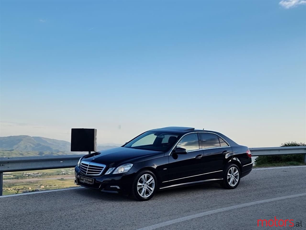 2010' Mercedes-Benz E 350 photo #1