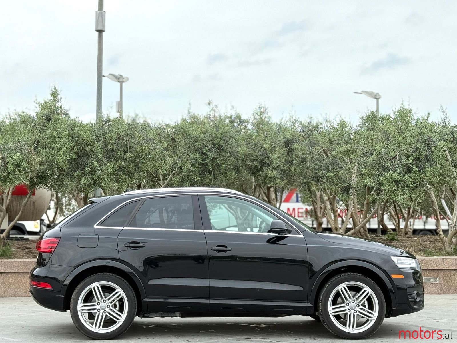2016' Audi Q3 photo #5