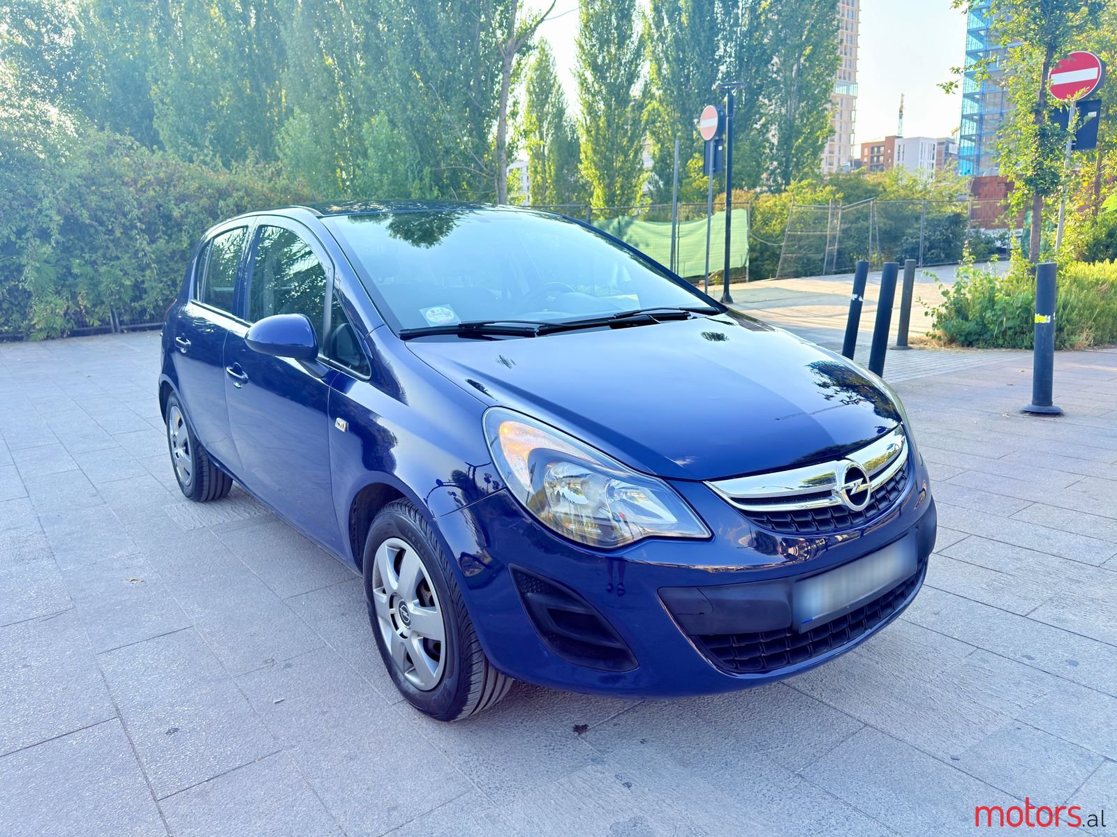 2013' Opel Corsa photo #1