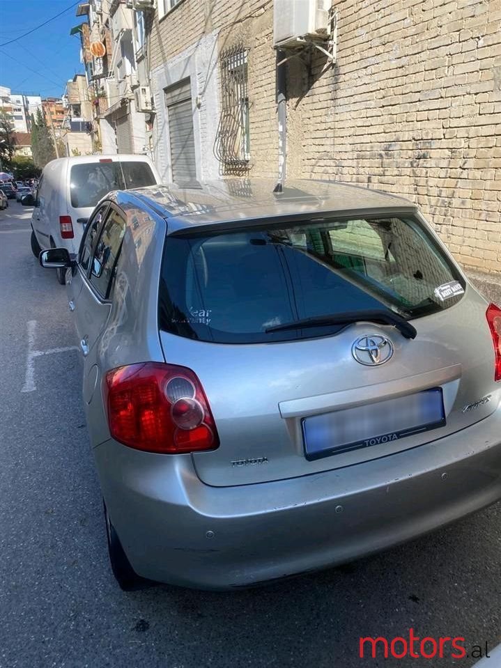 2007' Toyota Auris photo #4