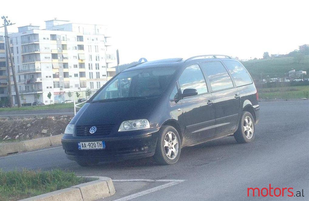 2002' Volkswagen Sharan photo #1