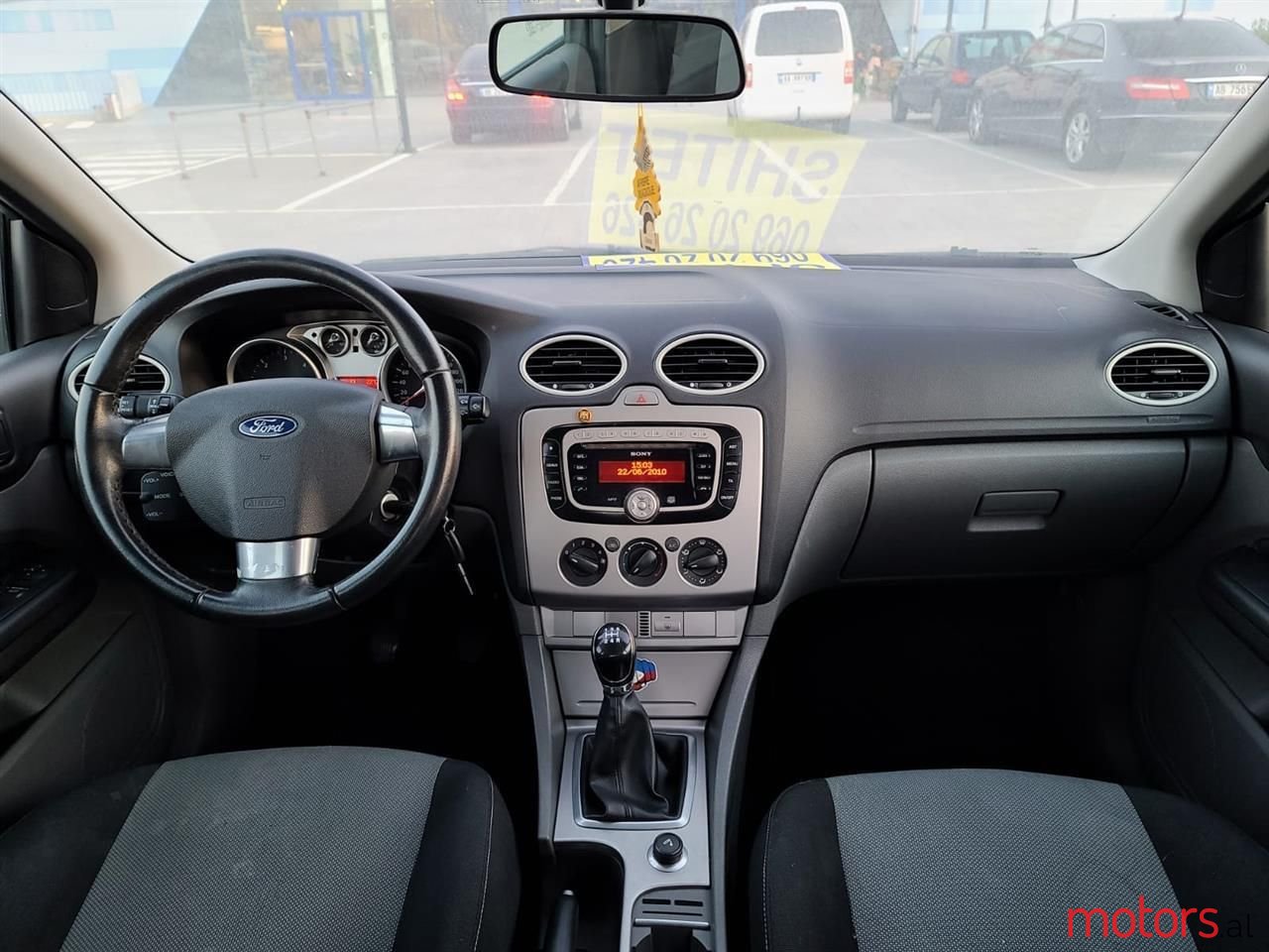 2009' Ford Focus photo #5