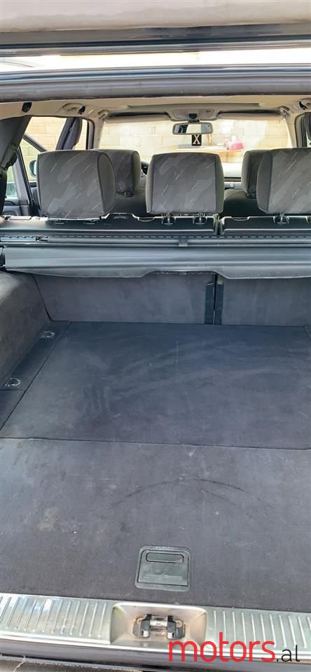 2002' Mercedes-Benz 220 photo #6