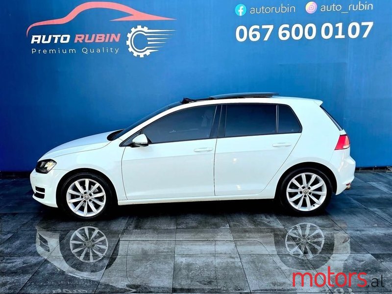 2013' Volkswagen Golf photo #1