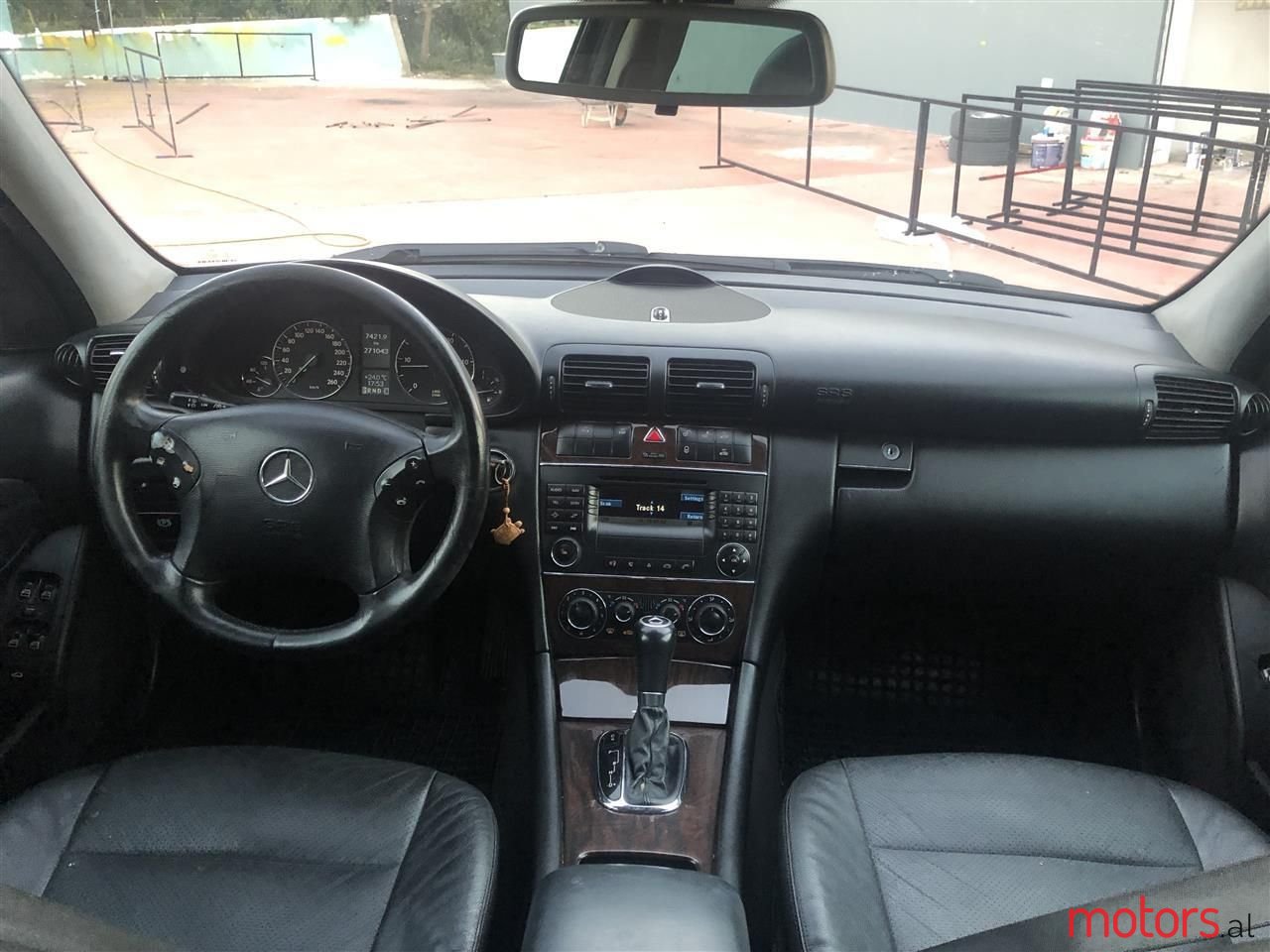 2005' Mercedes-Benz C 220 photo #6