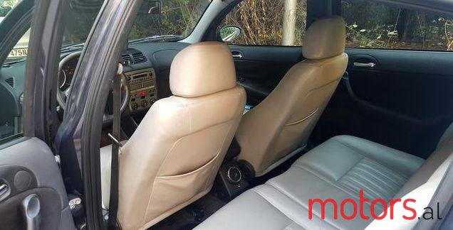 2003' Alfa Romeo Alfa 147 photo #1