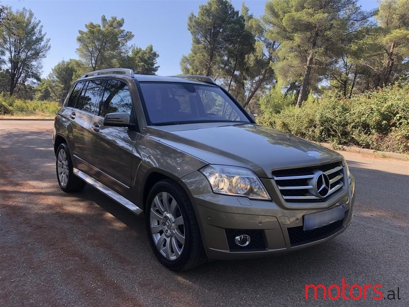 2010' Mercedes-Benz GLK 220 photo #3