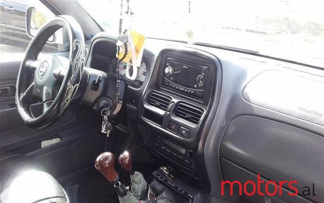 2003' Nissan Navara photo #2
