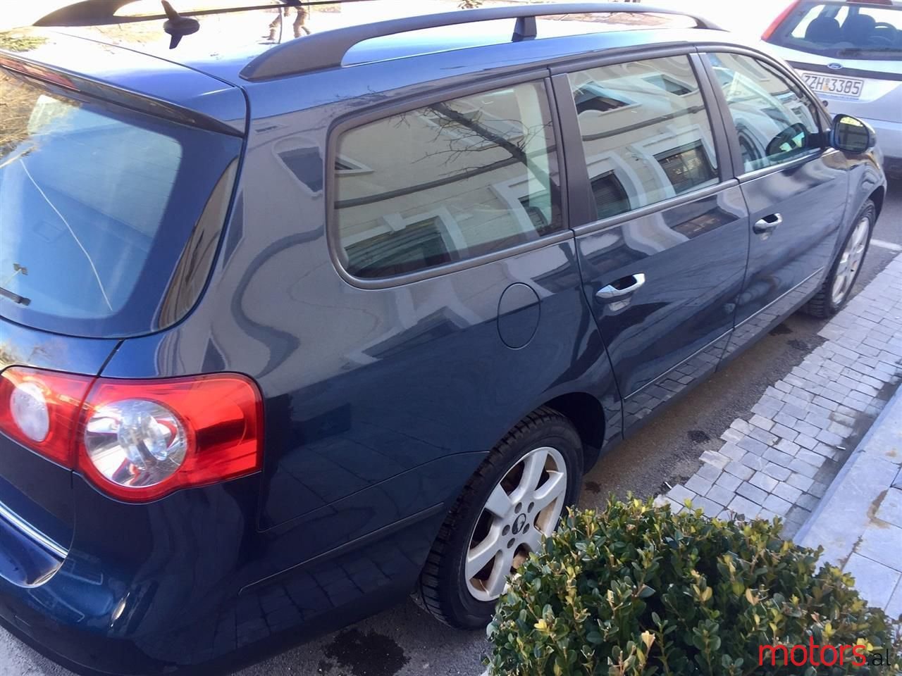 2006' Volkswagen Passat photo #5