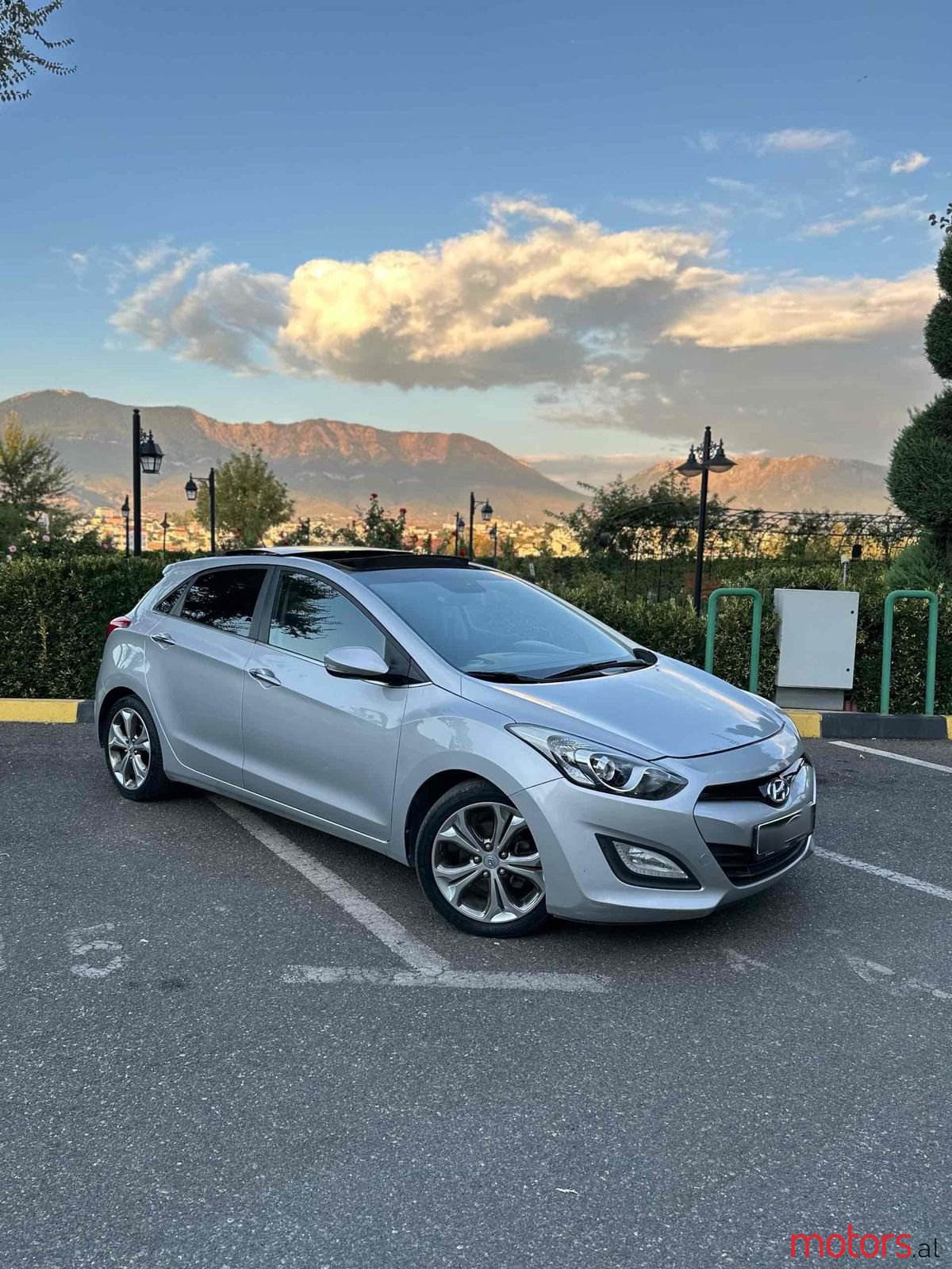 2012' Hyundai i30 photo #2