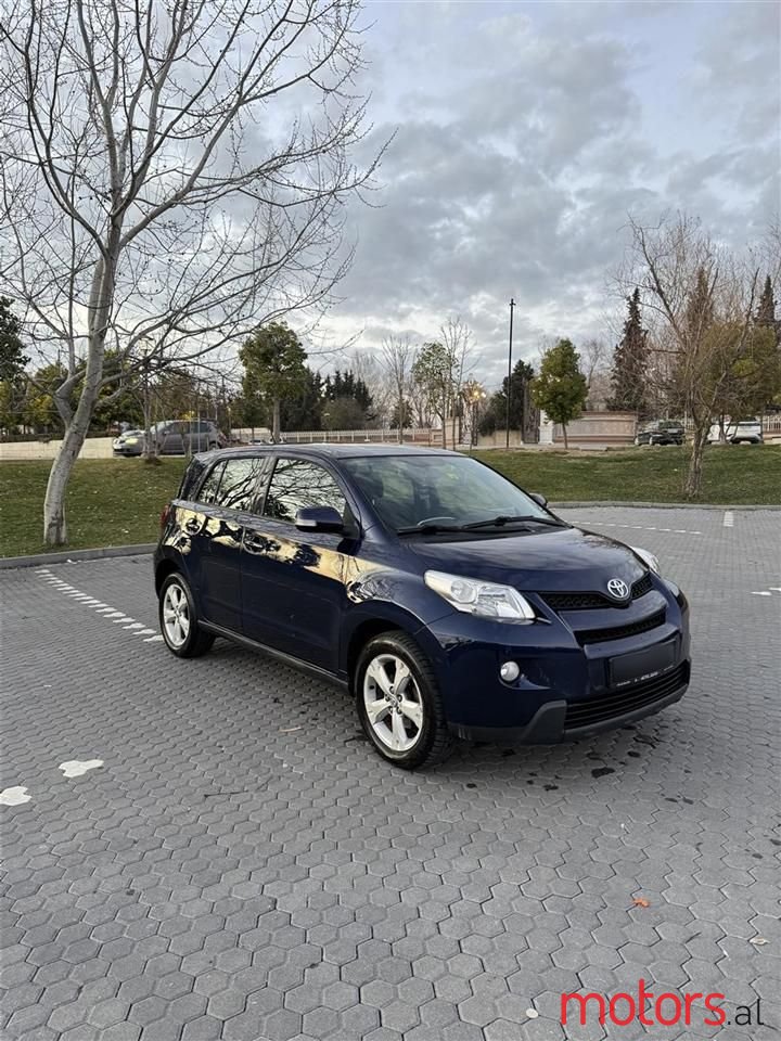 2010' Toyota Urban Cruiser photo #3