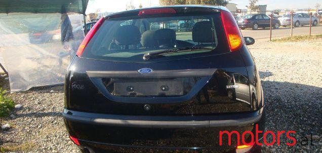 2004' Ford Focus photo #2