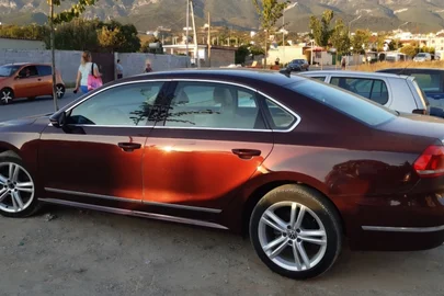 2012' Volkswagen Passat