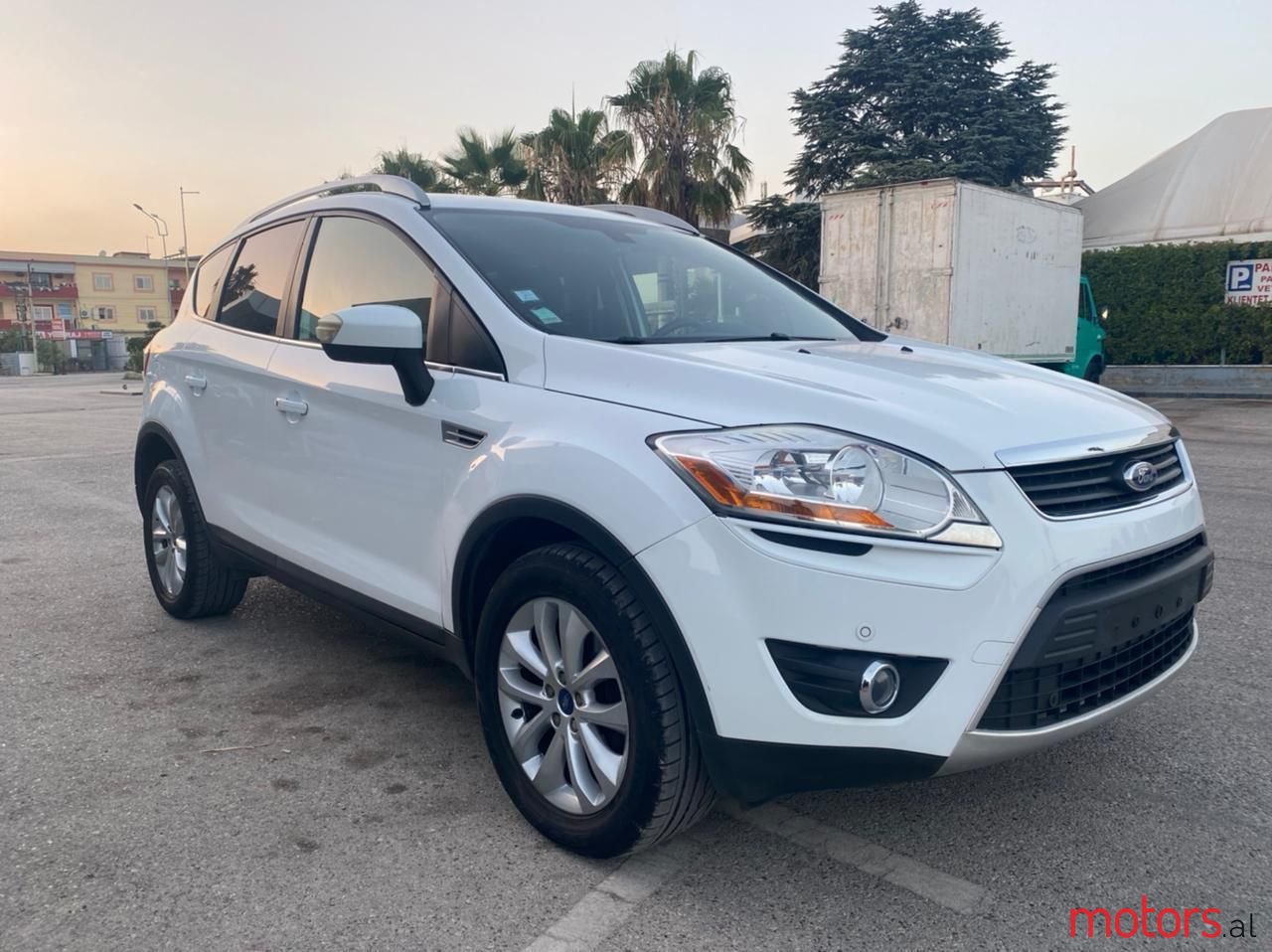 2012' Ford Kuga photo #3
