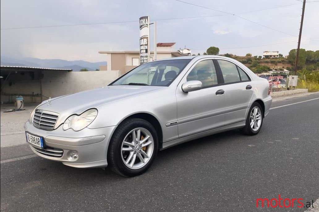 2004' Mercedes-Benz C 180 photo #1