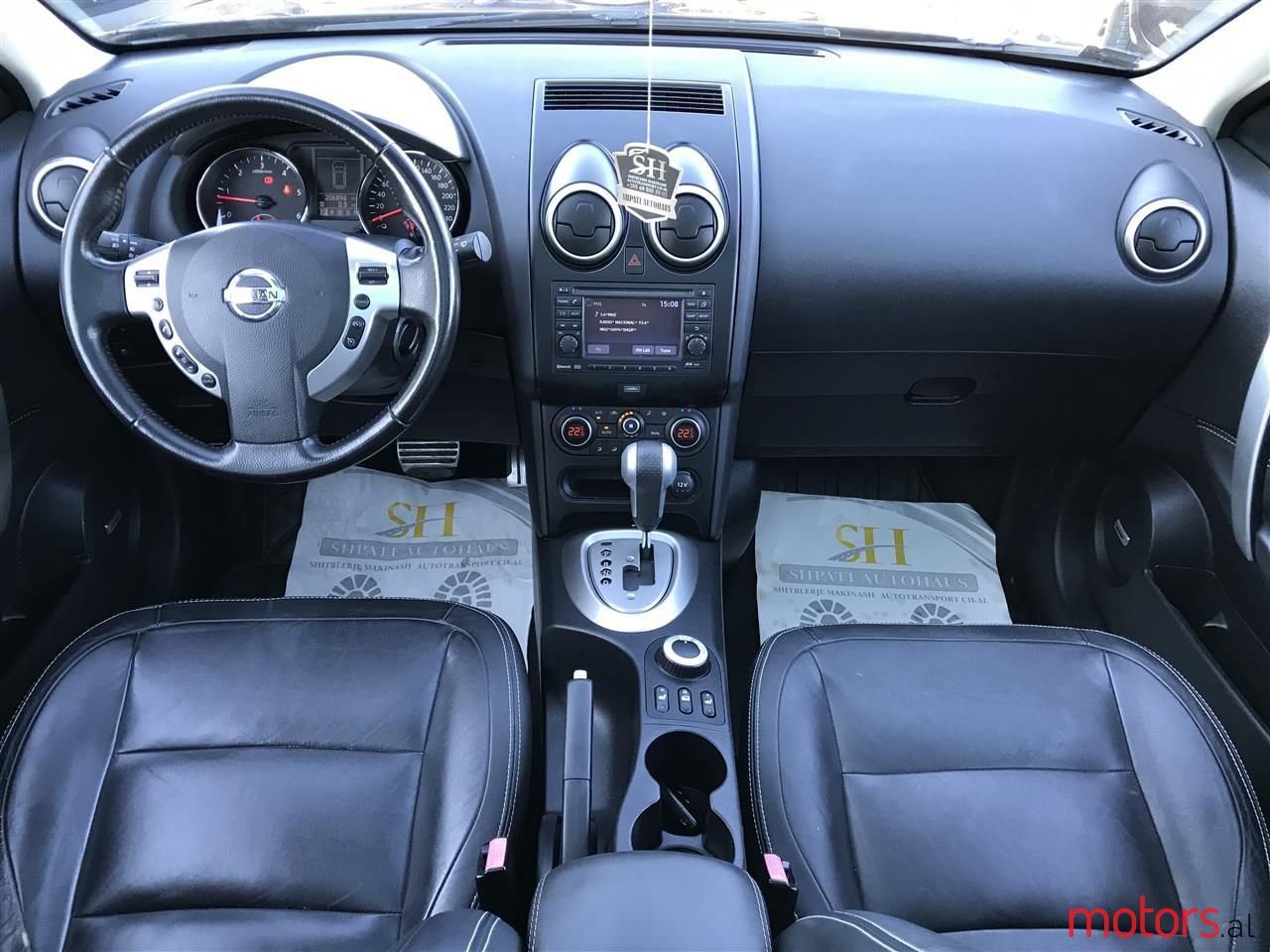 2012' Nissan Qashqai photo #2