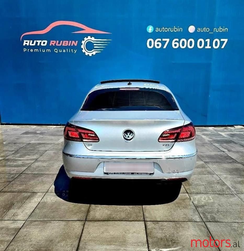 2013' Volkswagen Passat photo #3