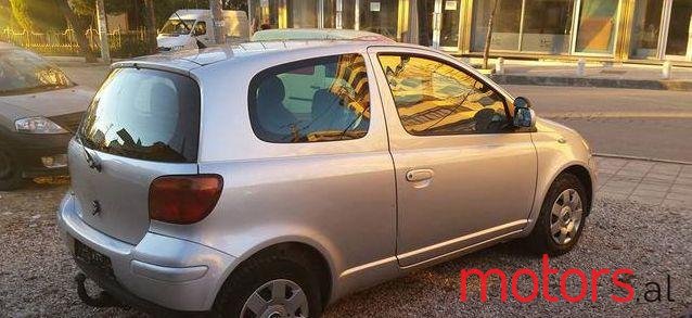 2003' Toyota Yaris photo #2