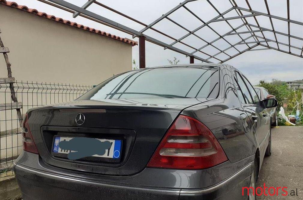 2001' Mercedes-Benz C 200 photo #1