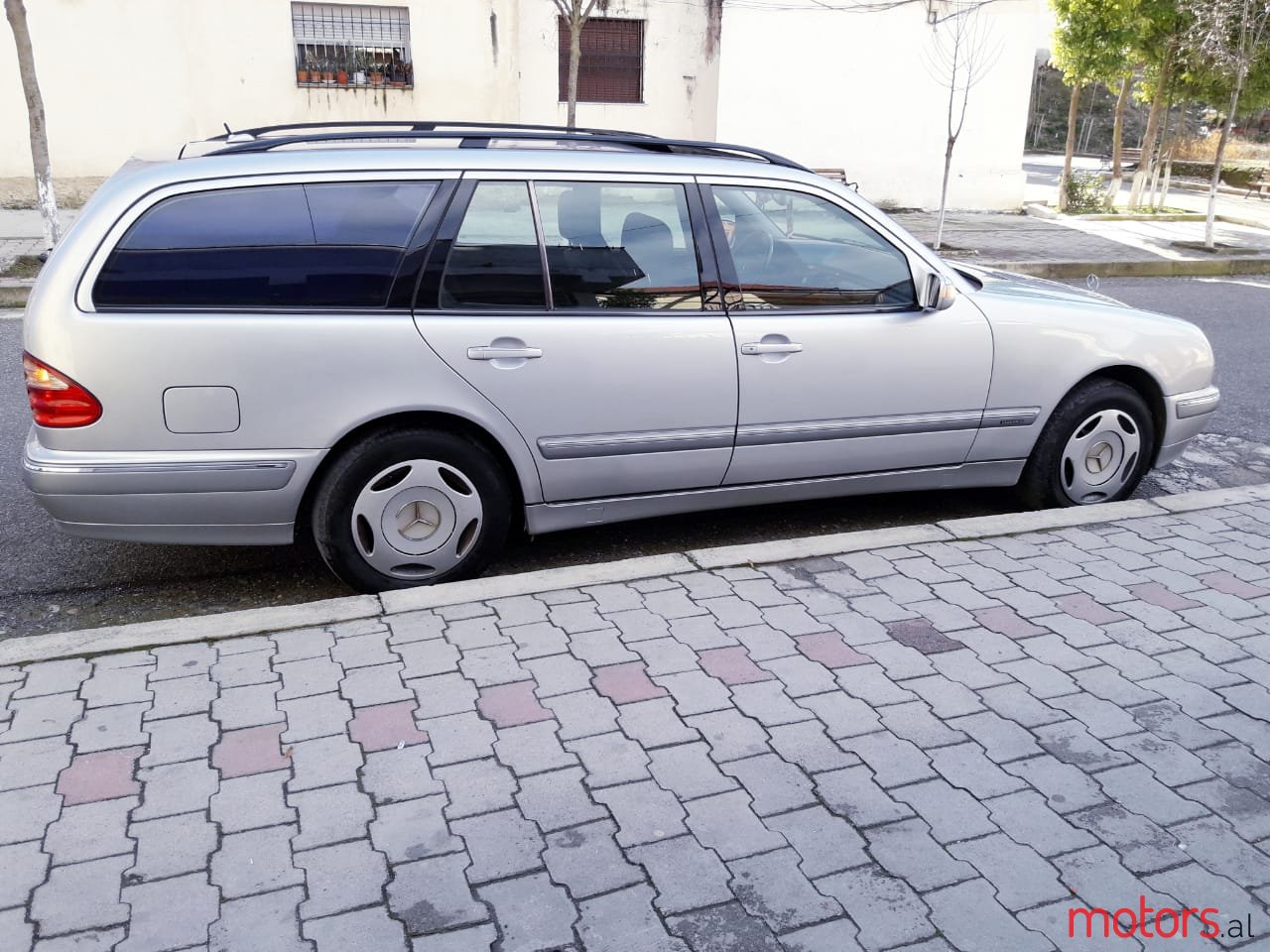 2003' Mercedes-Benz 220E Mercedes-Benz E220 CDi Eleganc photo #3