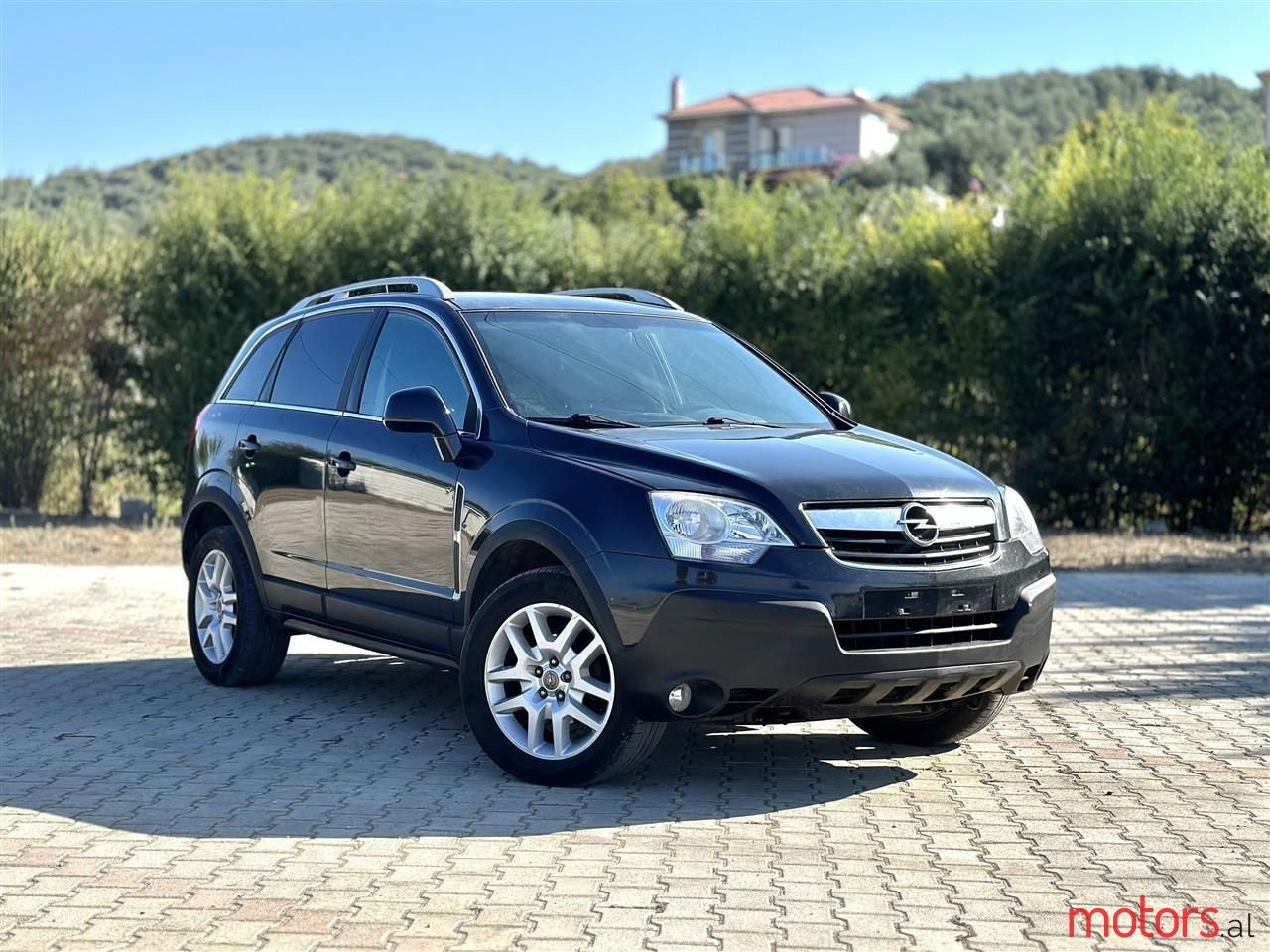 2010' Opel Antara photo #1