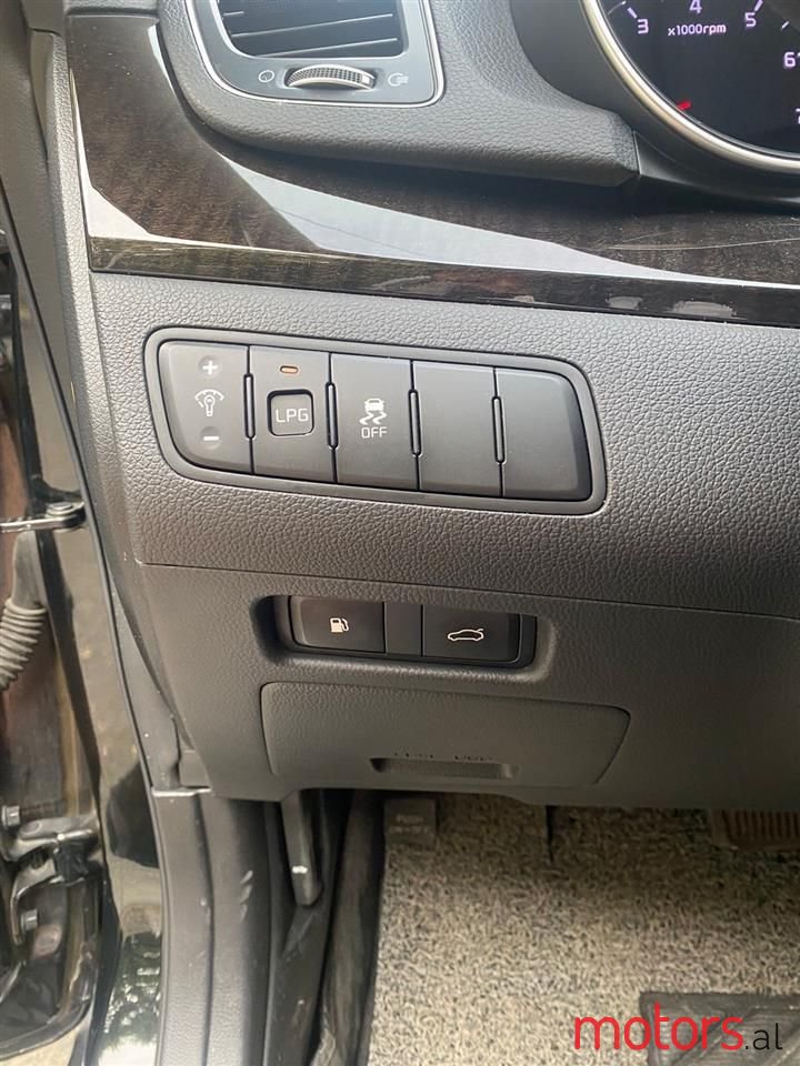 2014' Kia K2700 photo #3