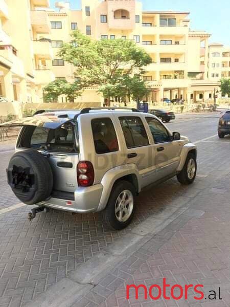 2004' Jeep Cherokee Limited edition crd photo #3