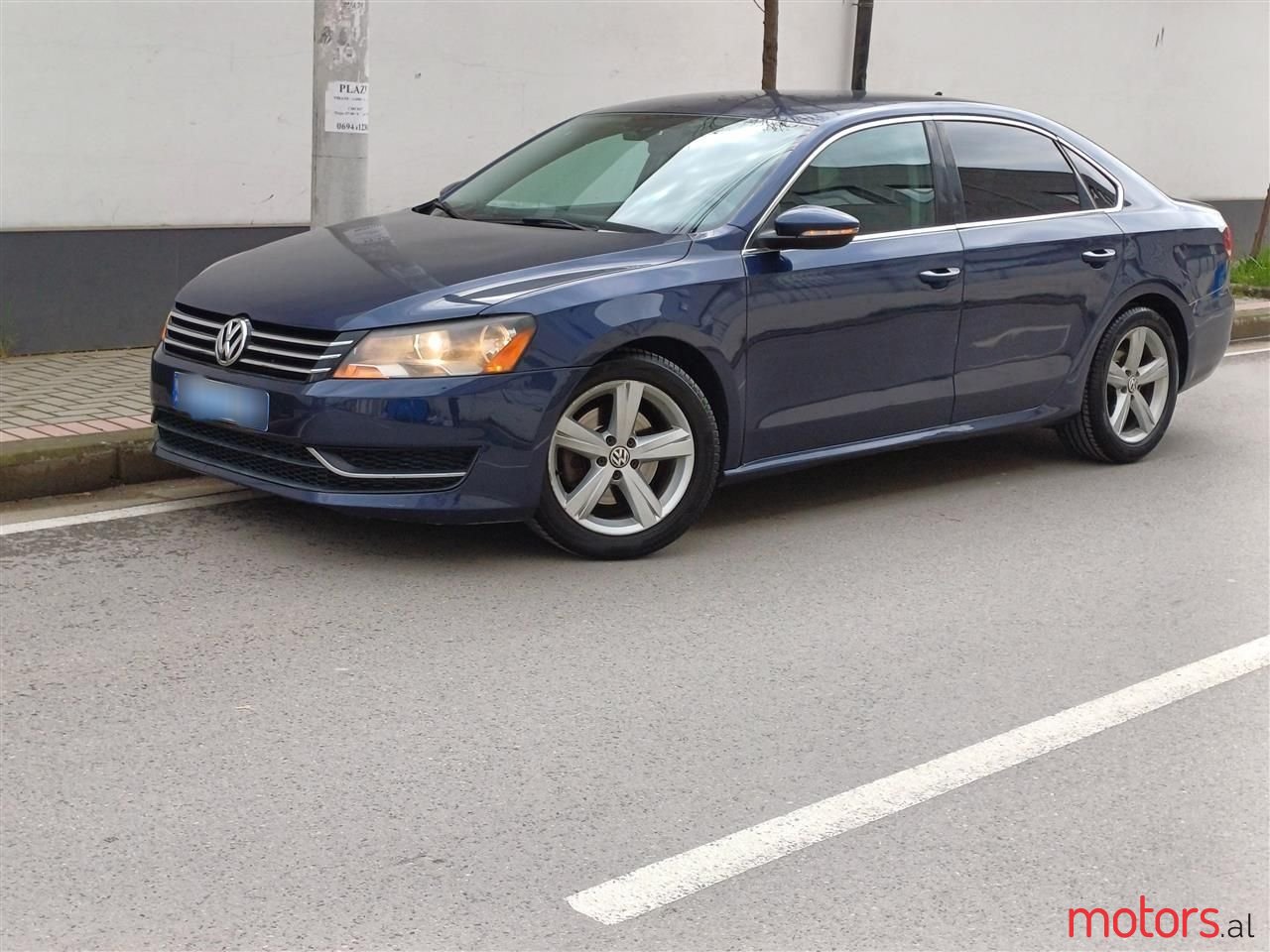 2013' Volkswagen Passat photo #4