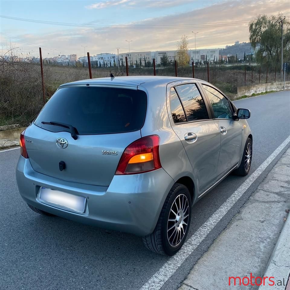 2006' Toyota Yaris photo #6