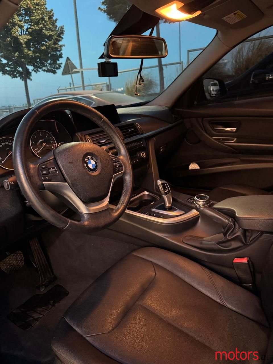 2014' BMW 320 photo #4