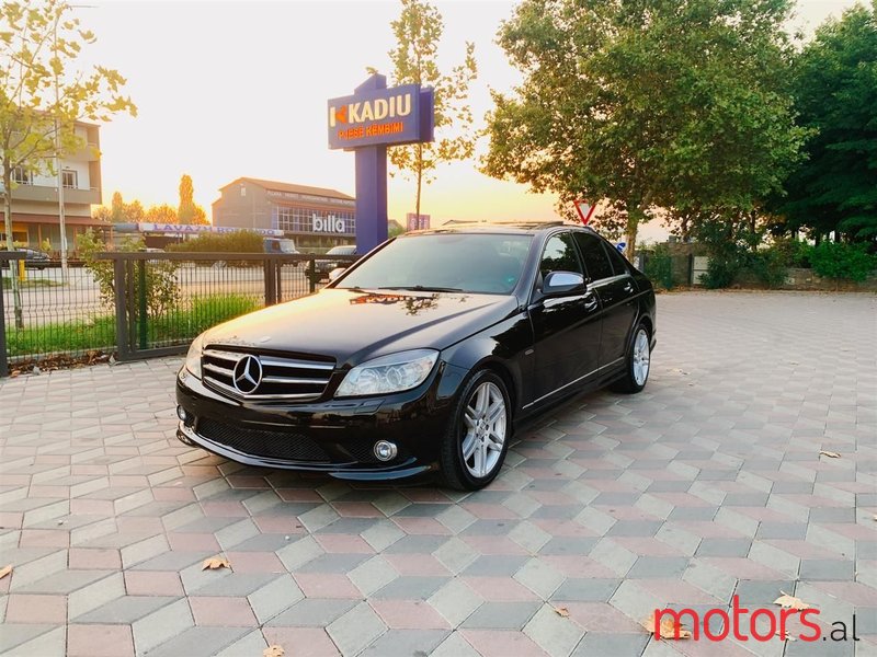 2008' Mercedes-Benz C 320 photo #1