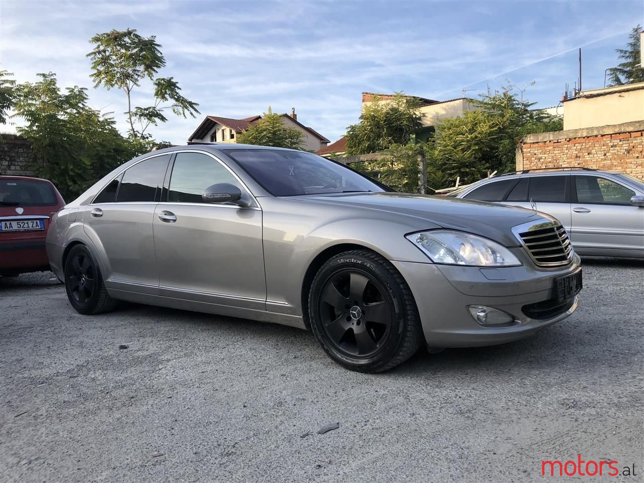 2006' Mercedes-Benz S 320 photo #2